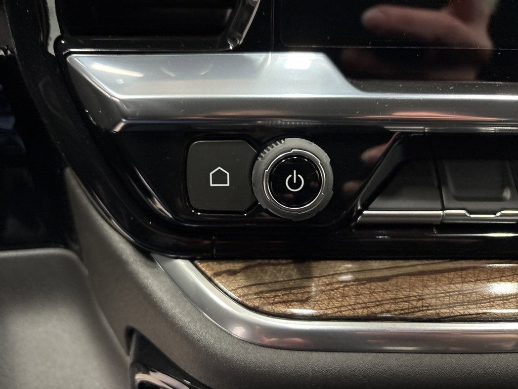 2026 Chevrolet Silverado 1500 RST Crew Cab Short Box 4WD