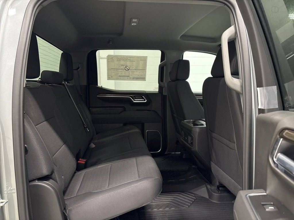 2026 Chevrolet Silverado 1500 RST Crew Cab Short Box 4WD