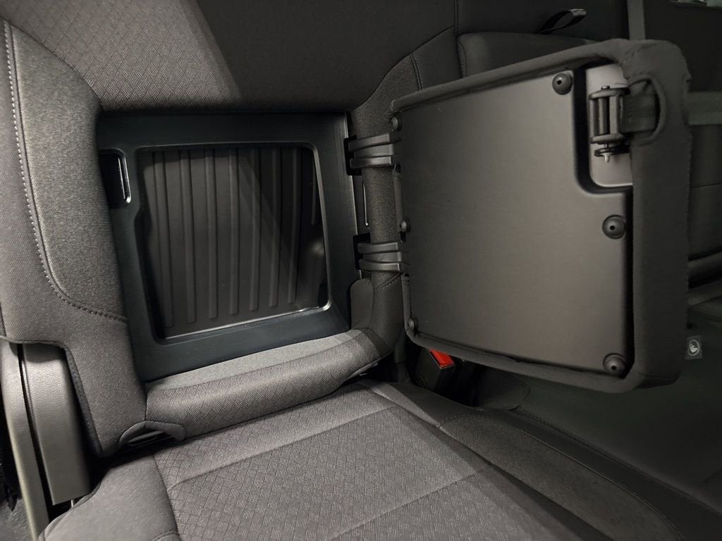 2026 Chevrolet Silverado 1500 RST Crew Cab Short Box 4WD