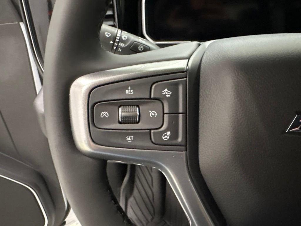2026 Chevrolet Silverado 1500 RST Crew Cab Short Box 4WD