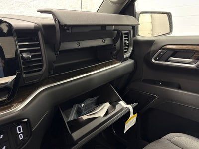 2026 Chevrolet Silverado 1500 RST Crew Cab Short Box 4WD