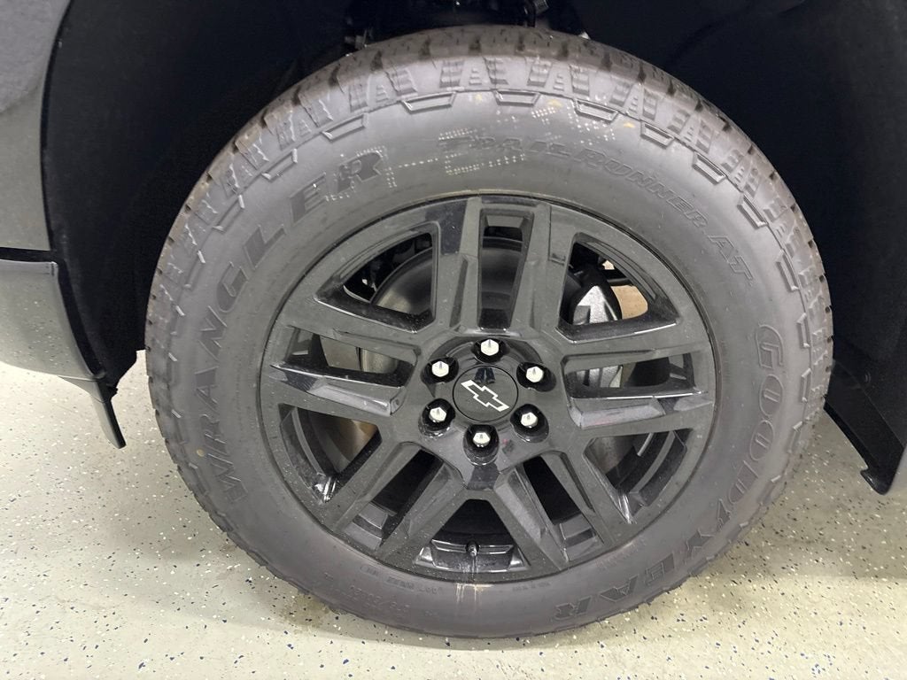 2026 Chevrolet Silverado 1500 RST Crew Cab Short Box 4WD