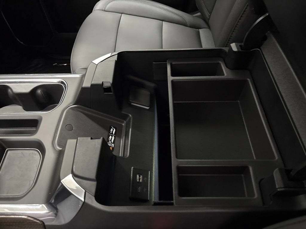 2026 Chevrolet Silverado 1500 RST Crew Cab Short Box 4WD