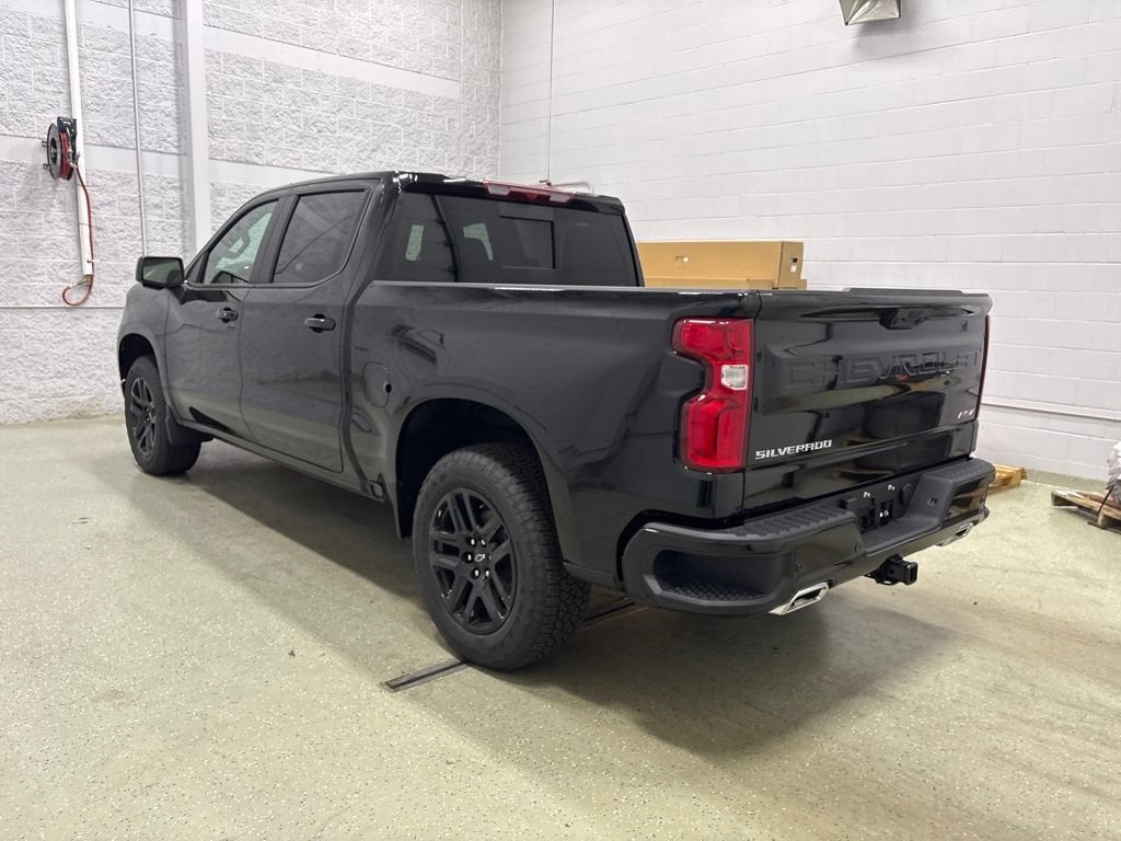 2026 Chevrolet Silverado 1500 RST Crew Cab Short Box 4WD