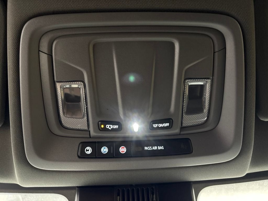 2026 Chevrolet Silverado 1500 RST Crew Cab Short Box 4WD