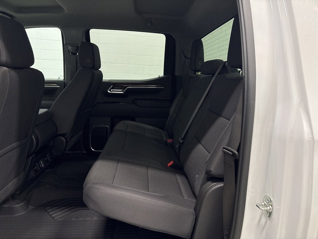 2026 Chevrolet Silverado 1500 RST Crew Cab Short Box 4WD