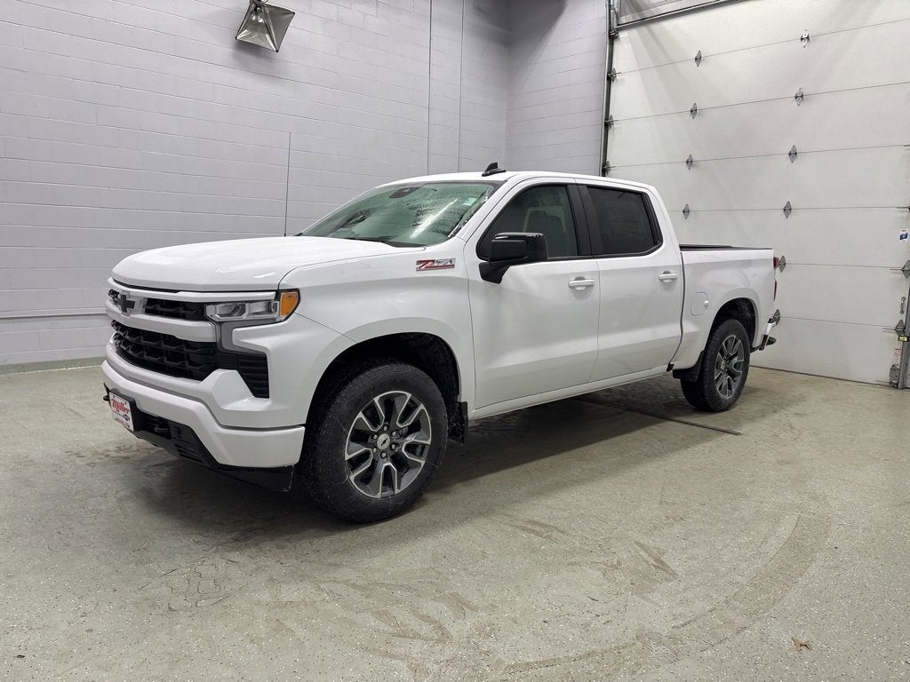 2026 Chevrolet Silverado 1500 RST Crew Cab Short Box 4WD