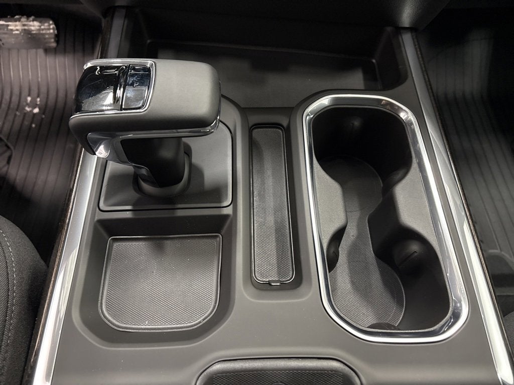 2026 Chevrolet Silverado 1500 RST Crew Cab Short Box 4WD