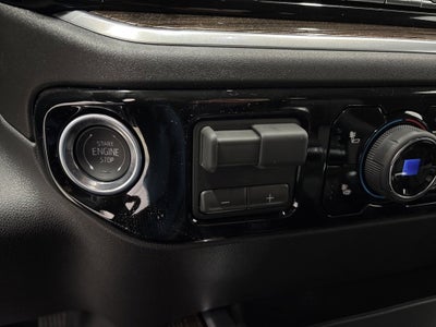 2026 Chevrolet Silverado 1500 RST Crew Cab Short Box 4WD