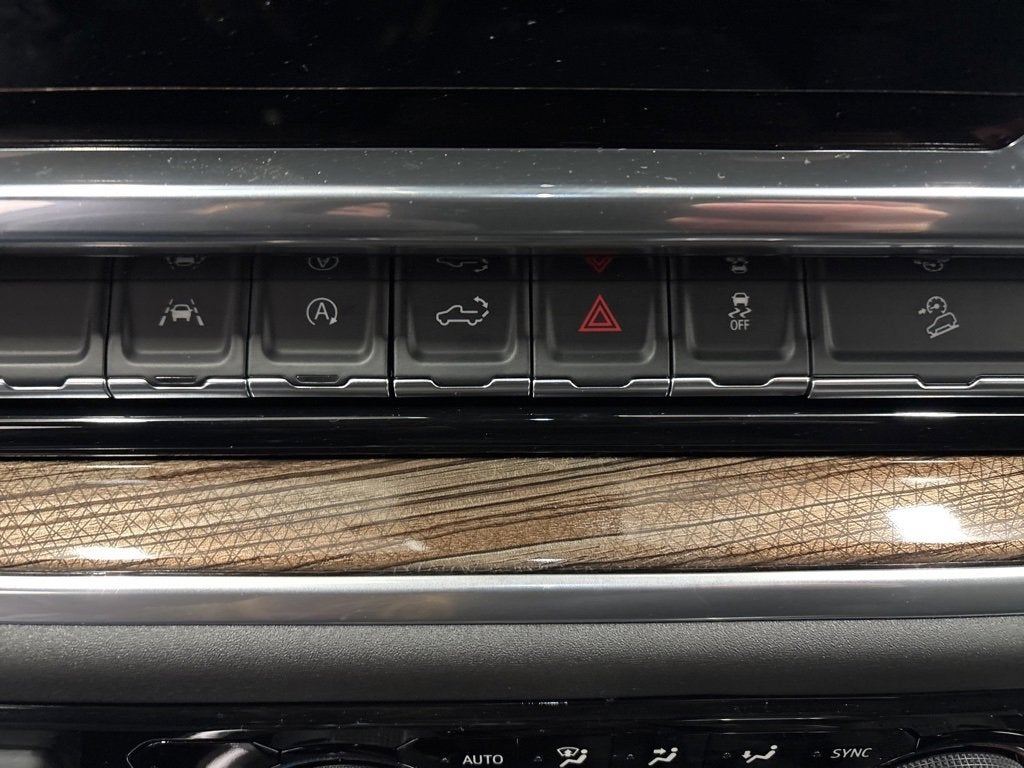 2026 Chevrolet Silverado 1500 RST Crew Cab Short Box 4WD