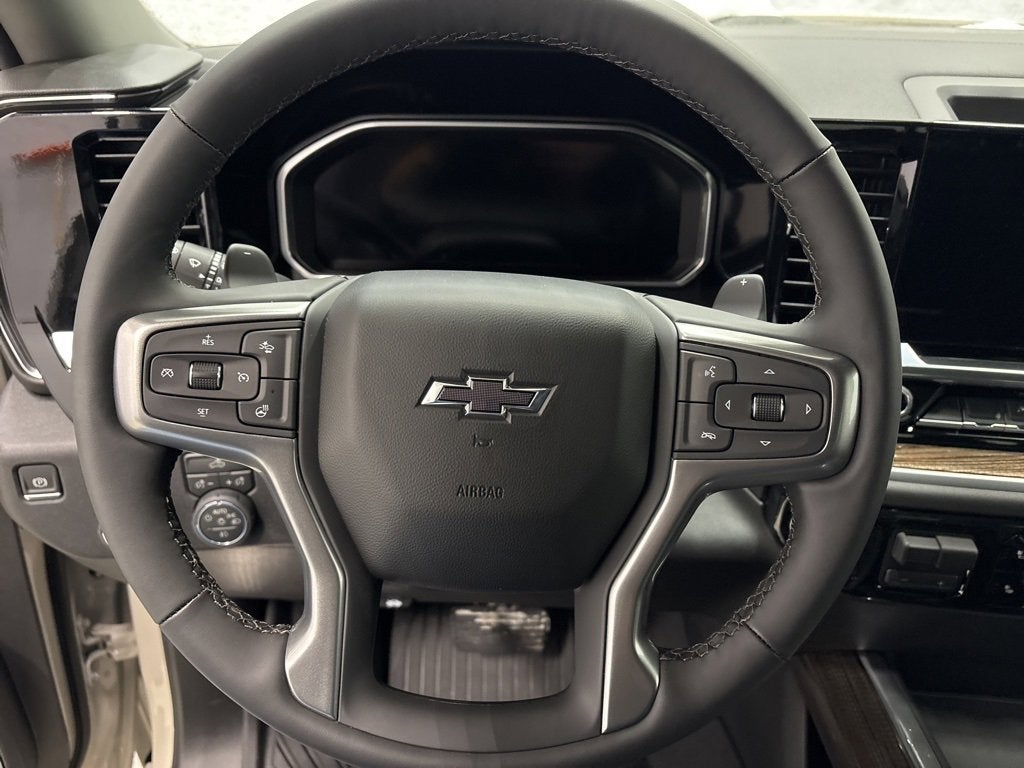 2026 Chevrolet Silverado 1500 RST Crew Cab Short Box 4WD