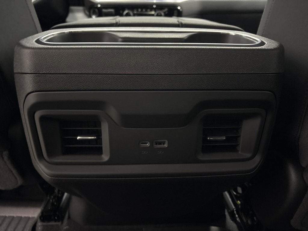 2026 Chevrolet Silverado 1500 RST Crew Cab Short Box 4WD