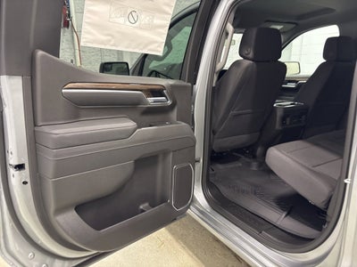 2026 Chevrolet Silverado 1500 RST Crew Cab Short Box 4WD