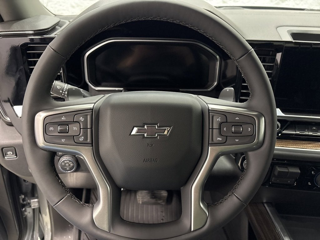 2026 Chevrolet Silverado 1500 RST Crew Cab Short Box 4WD