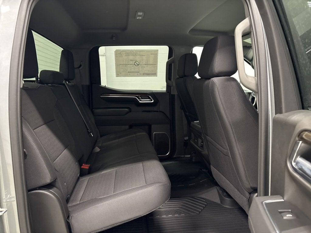 2026 Chevrolet Silverado 1500 RST Crew Cab Short Box 4WD