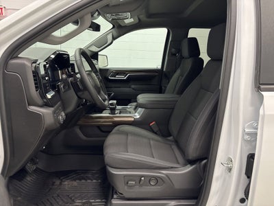 2026 Chevrolet Silverado 1500 RST Crew Cab Short Box 4WD