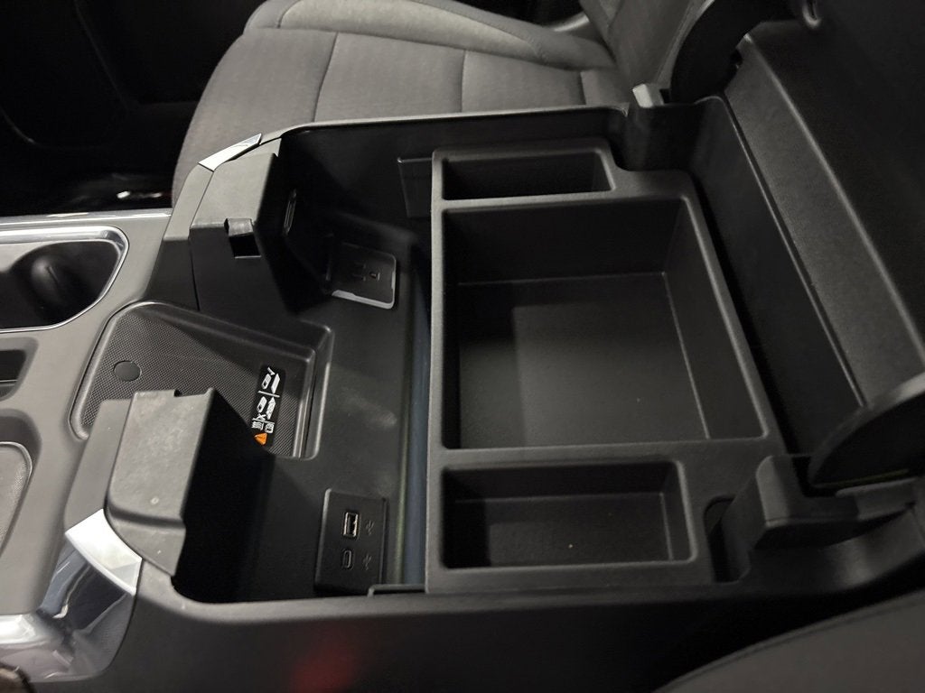 2026 Chevrolet Silverado 1500 RST Crew Cab Short Box 4WD