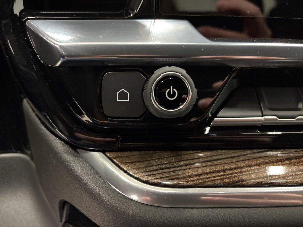 2026 Chevrolet Silverado 1500 RST Crew Cab Short Box 4WD