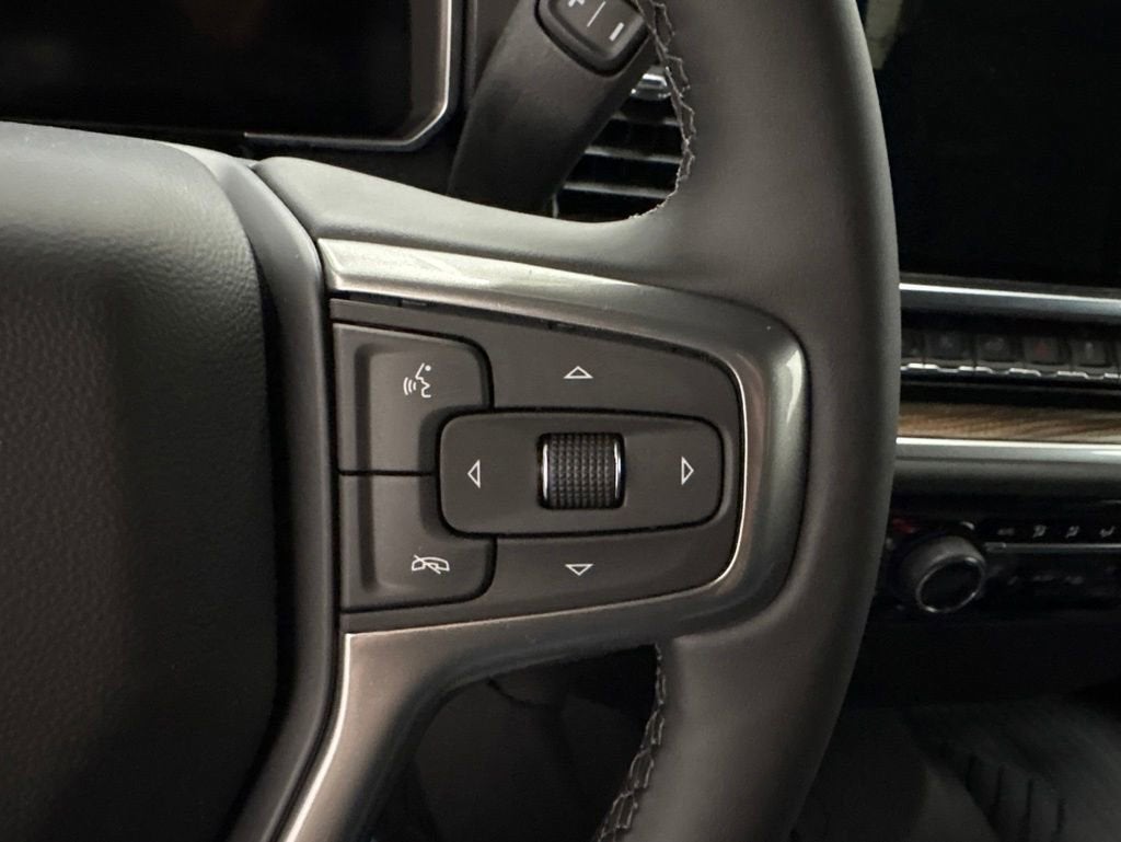 2026 Chevrolet Silverado 1500 RST Crew Cab Short Box 4WD