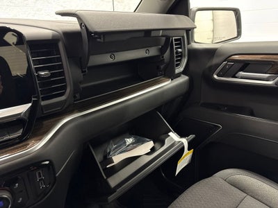 2026 Chevrolet Silverado 1500 RST Crew Cab Short Box 4WD
