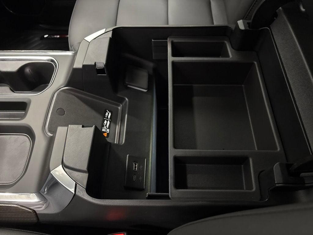 2026 Chevrolet Silverado 1500 RST Crew Cab Short Box 4WD