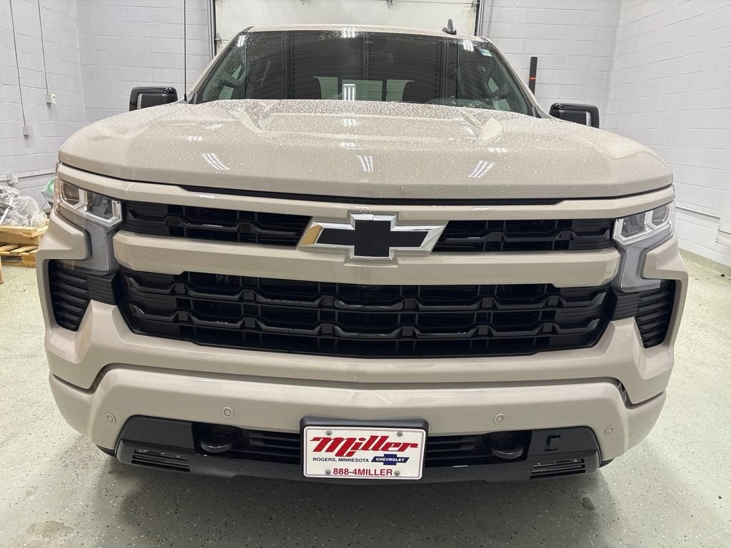2026 Chevrolet Silverado 1500 RST Crew Cab Short Box 4WD
