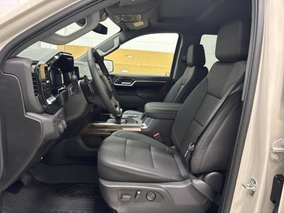 2026 Chevrolet Silverado 1500 RST Crew Cab Short Box 4WD