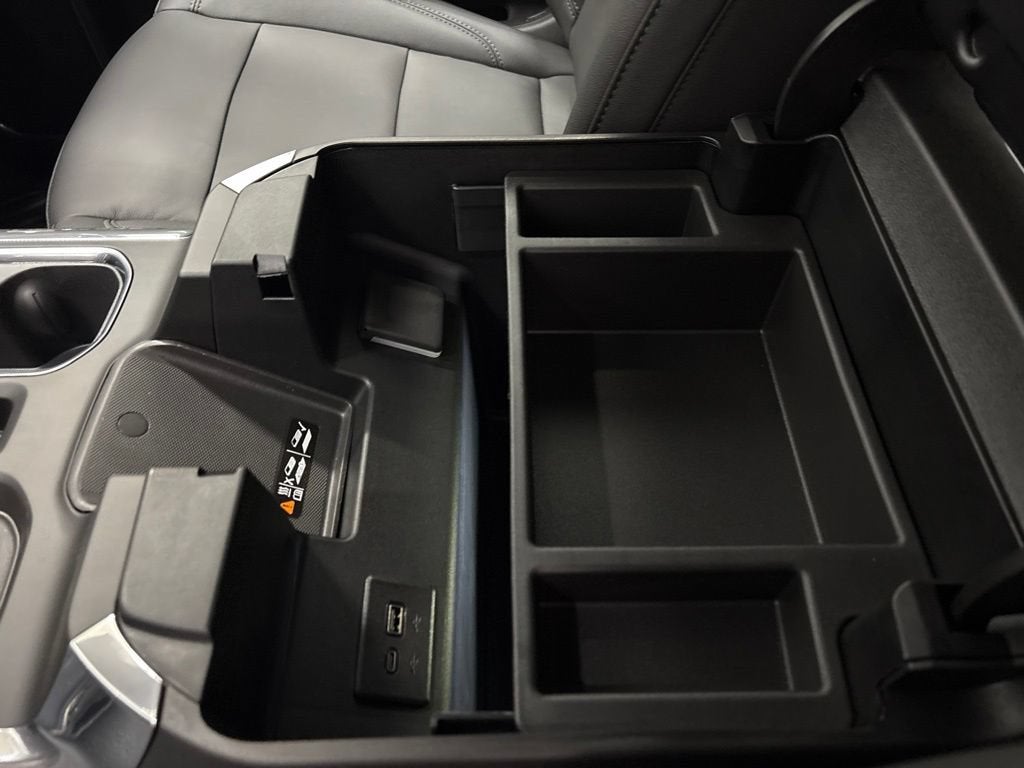 2026 Chevrolet Silverado 1500 RST Crew Cab Short Box 4WD