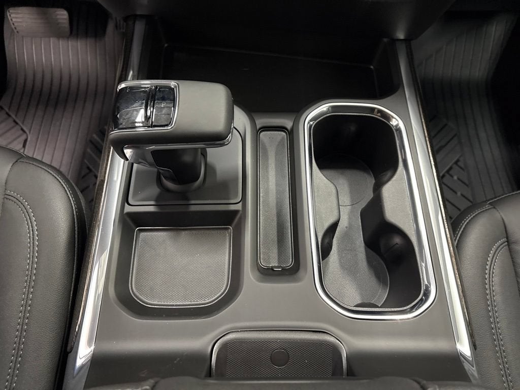2026 Chevrolet Silverado 1500 RST Crew Cab Short Box 4WD