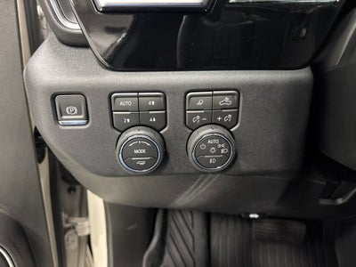 2026 Chevrolet Silverado 1500 RST Crew Cab Short Box 4WD