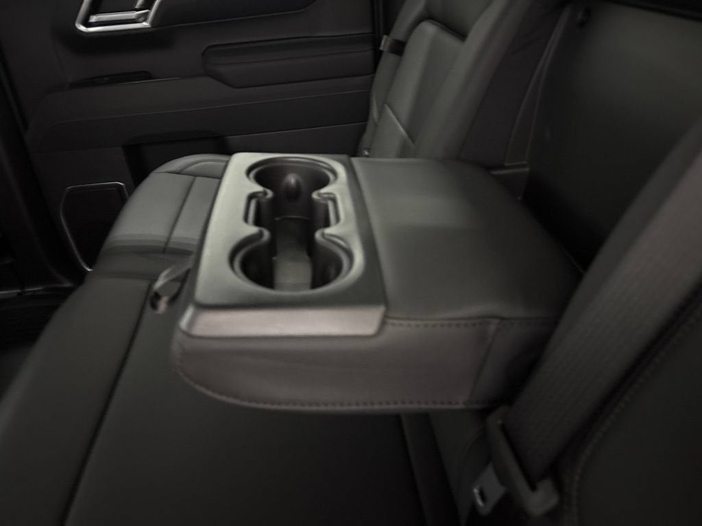 2026 Chevrolet Silverado 1500 RST Crew Cab Short Box 4WD