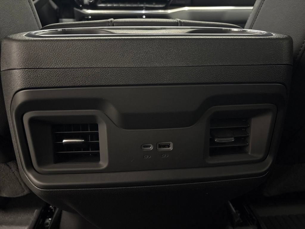 2026 Chevrolet Silverado 1500 RST Crew Cab Short Box 4WD