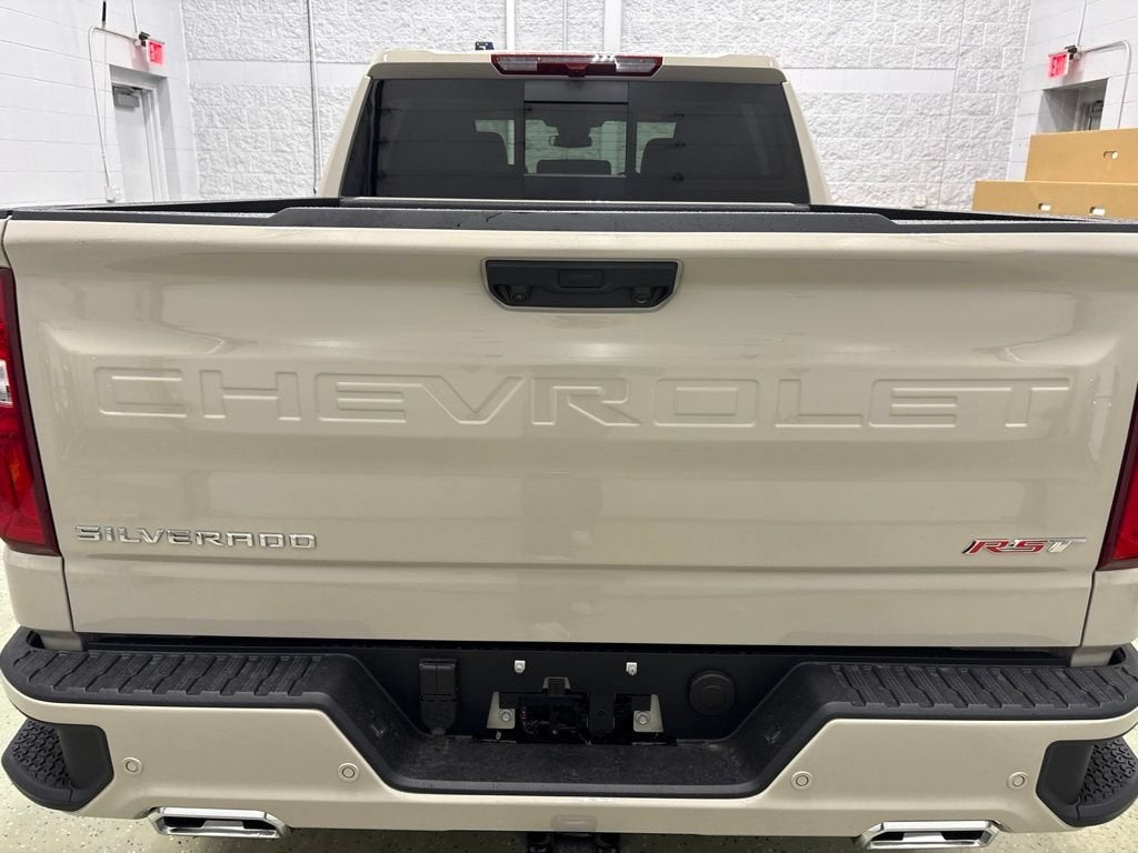 2026 Chevrolet Silverado 1500 RST Crew Cab Short Box 4WD