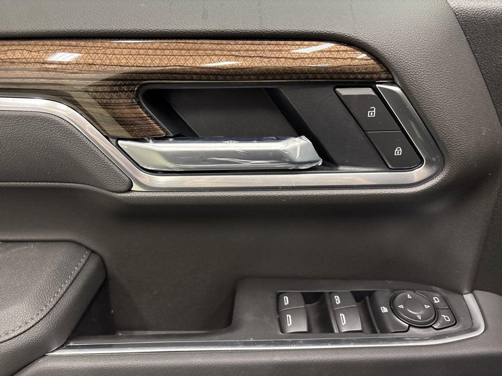 2026 Chevrolet Silverado 1500 RST Crew Cab Short Box 4WD