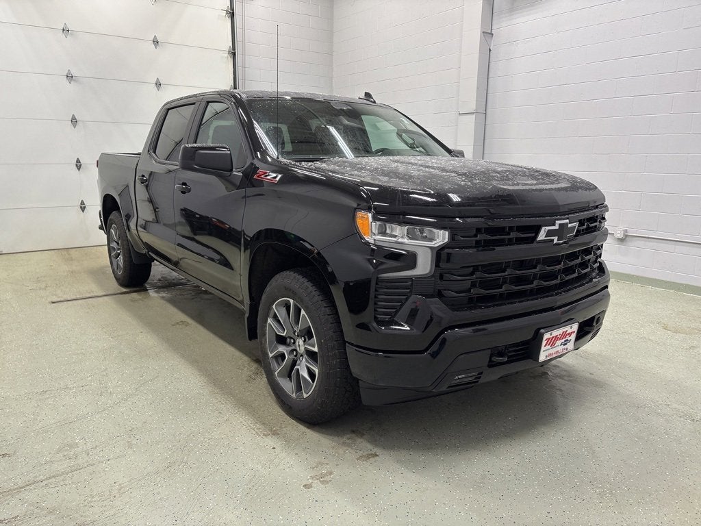 2026 Chevrolet Silverado 1500 RST Crew Cab Short Box 4WD