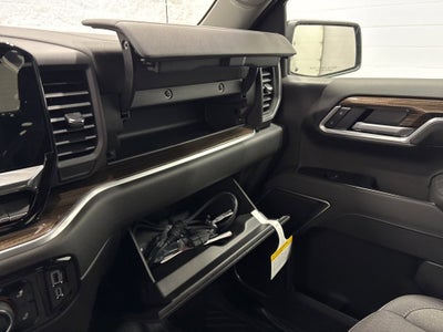 2026 Chevrolet Silverado 1500 RST Crew Cab Short Box 4WD