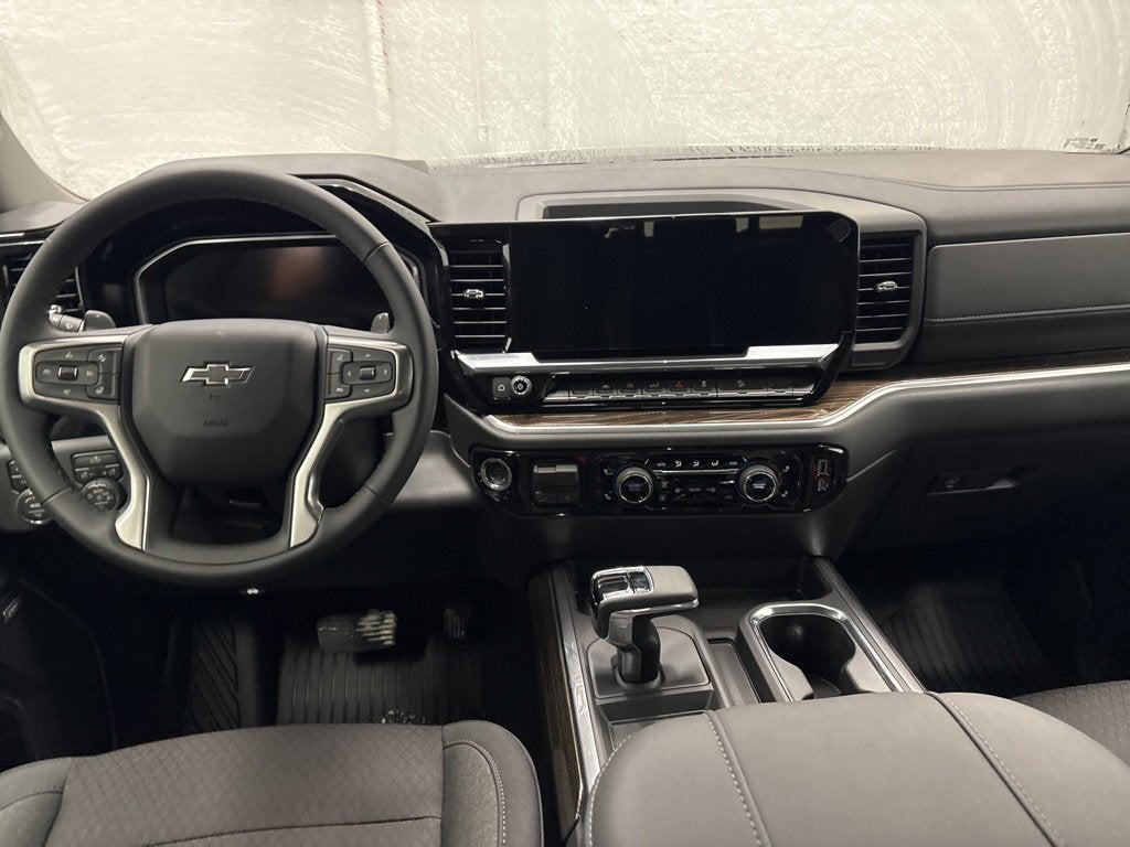 2026 Chevrolet Silverado 1500 RST Crew Cab Short Box 4WD