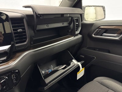 2026 Chevrolet Silverado 1500 RST Crew Cab Short Box 4WD