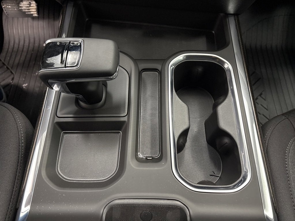 2026 Chevrolet Silverado 1500 RST Crew Cab Short Box 4WD