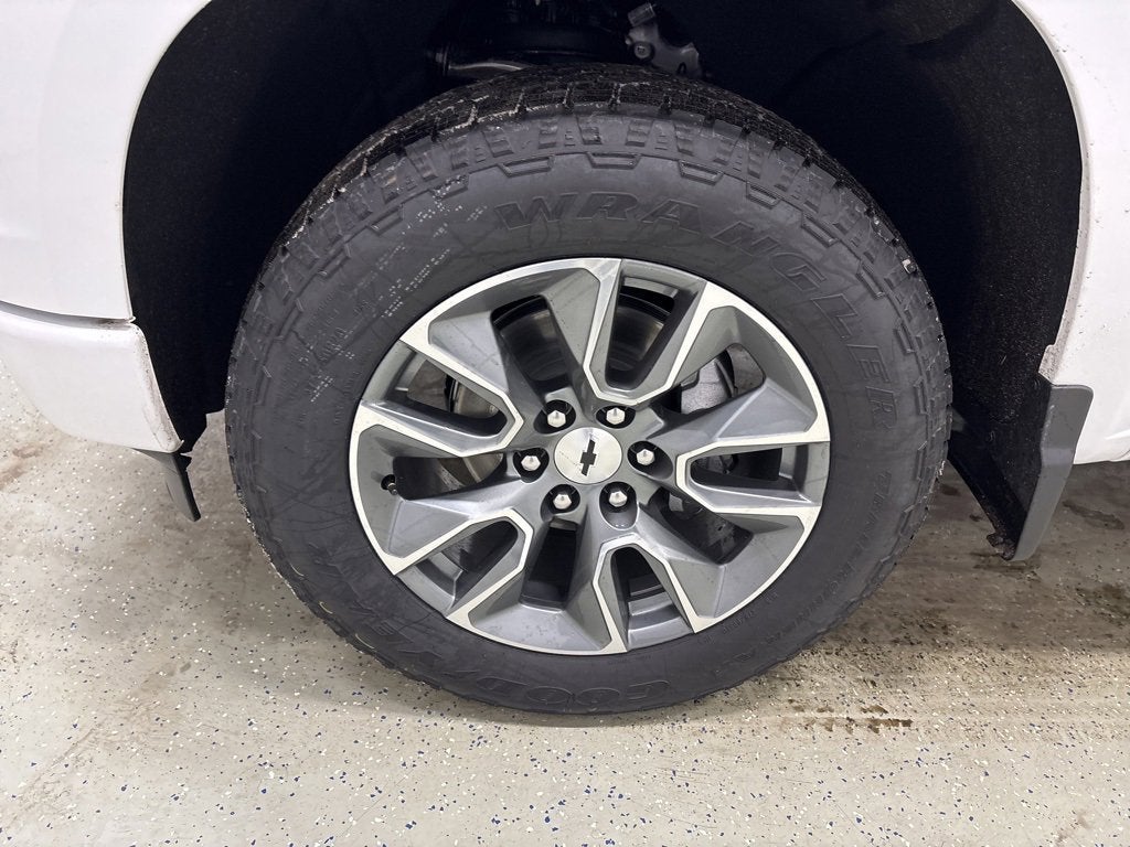 2026 Chevrolet Silverado 1500 RST Crew Cab Short Box 4WD