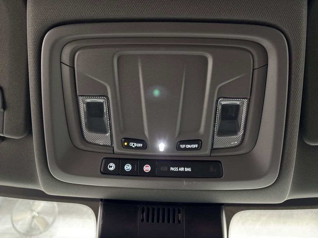 2026 Chevrolet Silverado 1500 RST Crew Cab Short Box 4WD