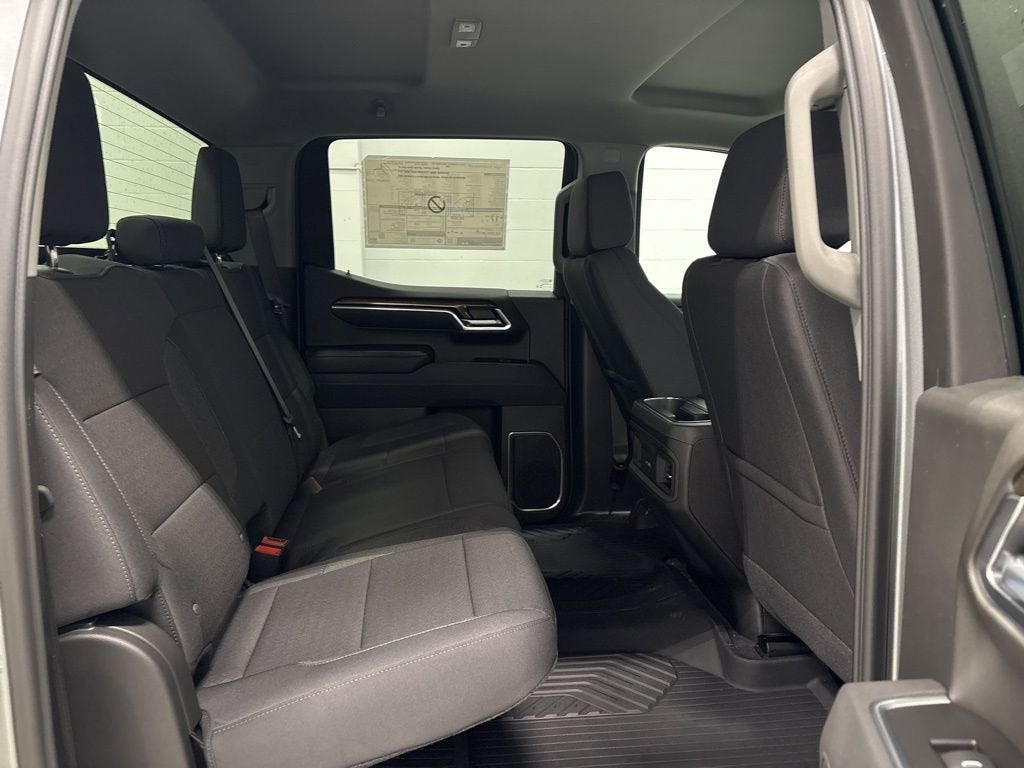 2026 Chevrolet Silverado 1500 RST Crew Cab Short Box 4WD