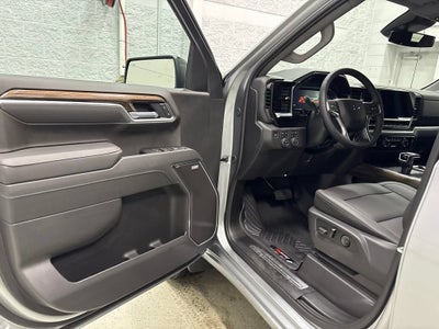 2026 Chevrolet Silverado 1500 RST Crew Cab Short Box 4WD