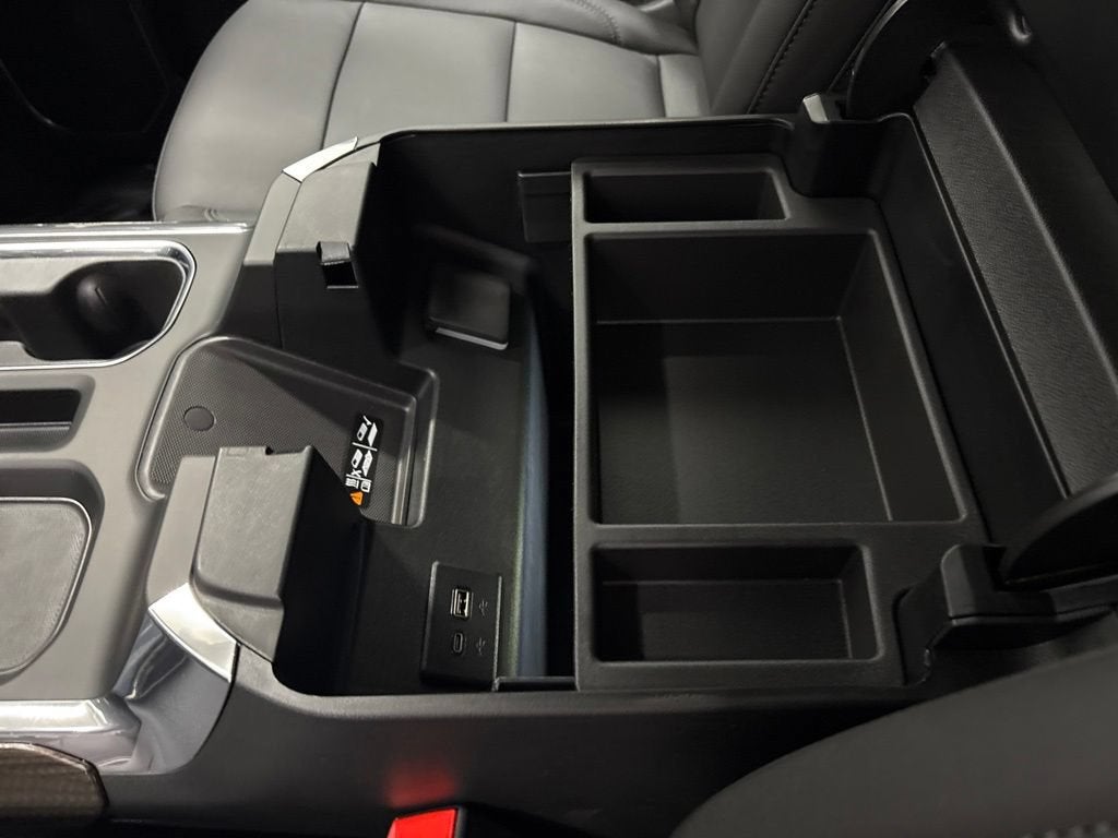 2026 Chevrolet Silverado 1500 RST Crew Cab Short Box 4WD