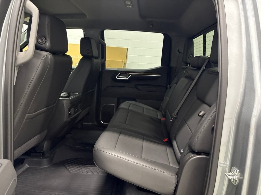 2026 Chevrolet Silverado 1500 RST Crew Cab Short Box 4WD