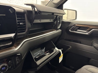 2026 Chevrolet Silverado 1500 RST Crew Cab Short Box 4WD