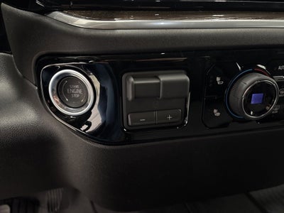 2026 Chevrolet Silverado 1500 RST Crew Cab Short Box 4WD