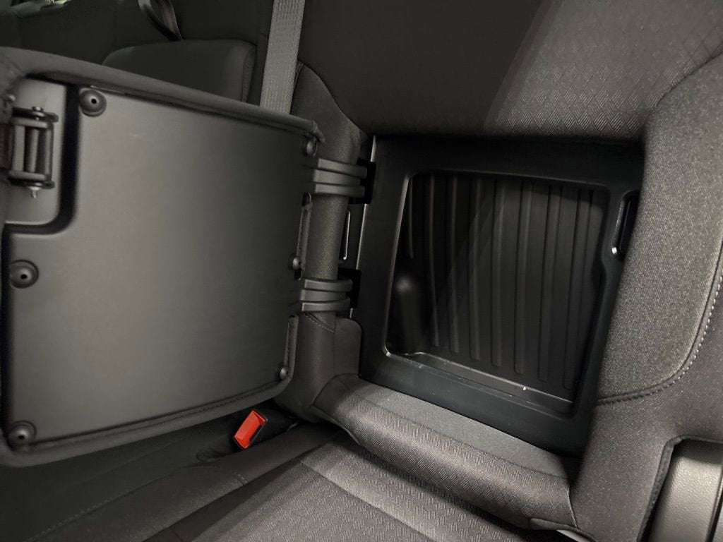 2026 Chevrolet Silverado 1500 RST Crew Cab Short Box 4WD