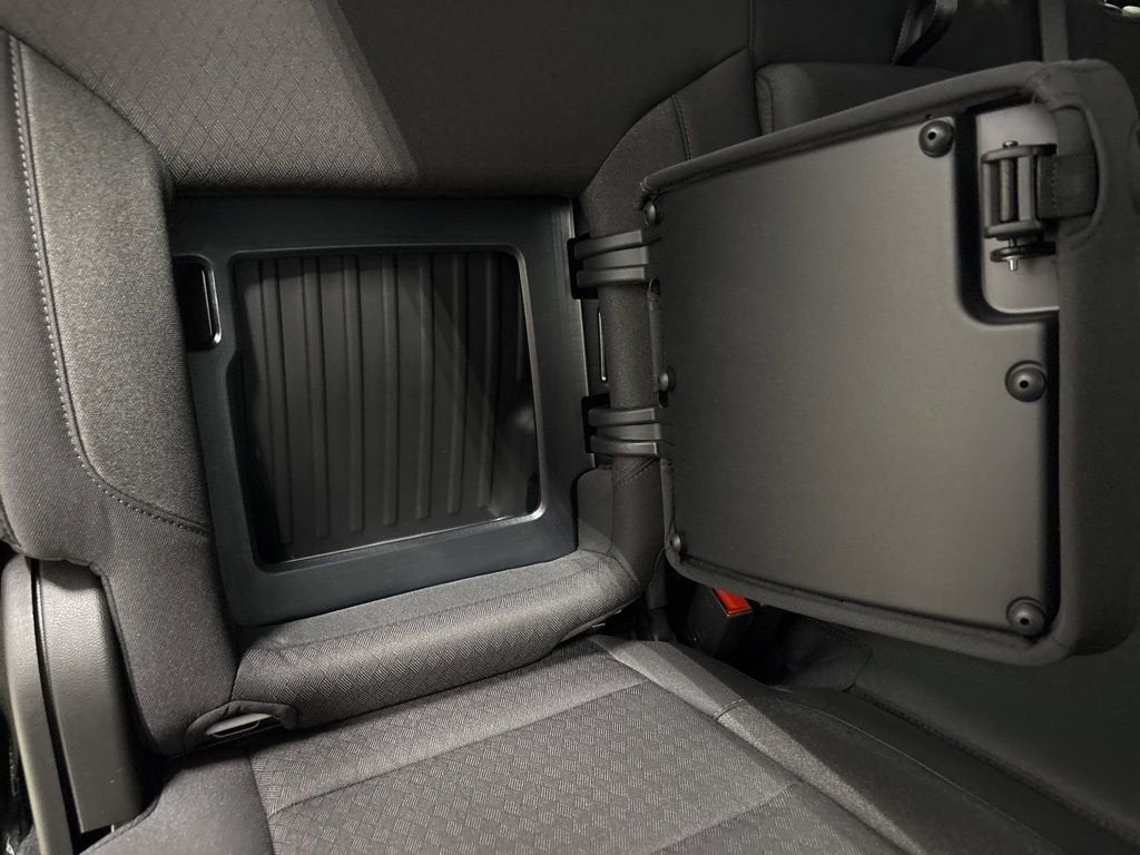 2026 Chevrolet Silverado 1500 RST Crew Cab Short Box 4WD