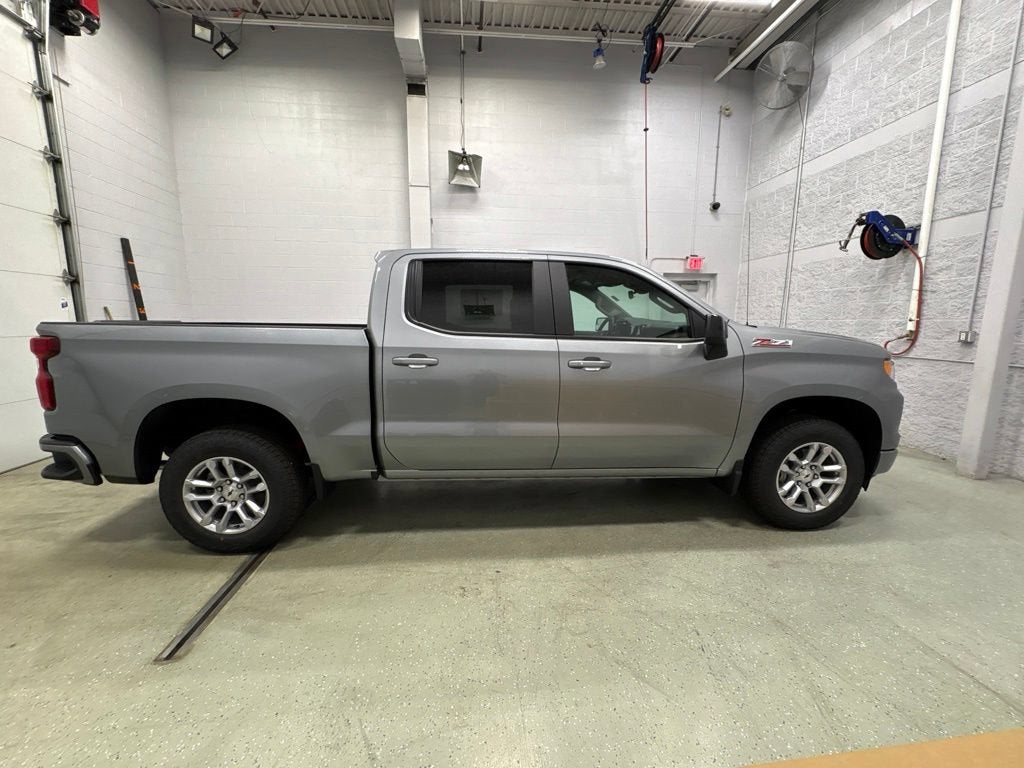 2026 Chevrolet Silverado 1500 RST Crew Cab Short Box 4WD